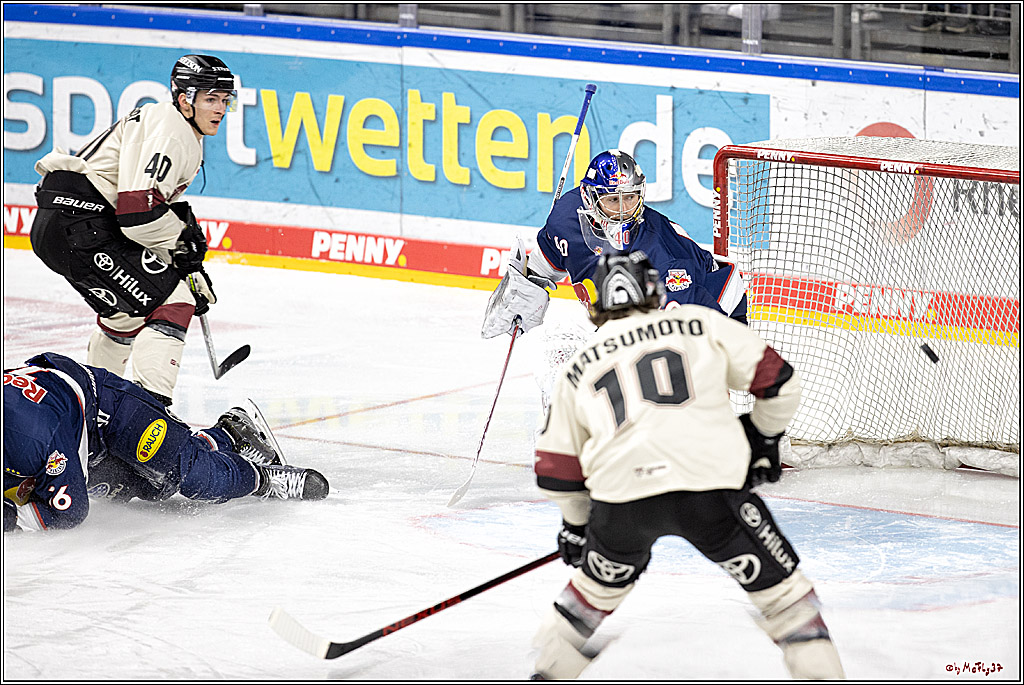 PENNY DEL;  Koelner Haie - EHC Red Bul Muenchenl; Koeln, 18.03.2022